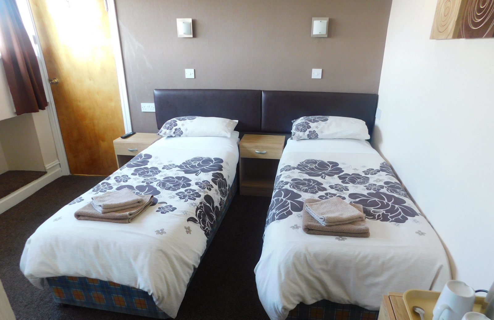 A bedroom at The Gynway